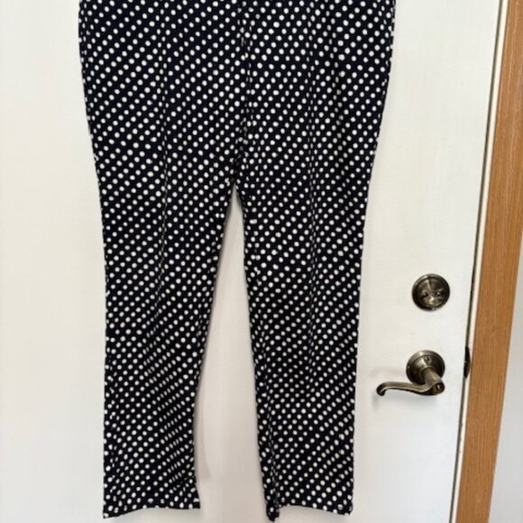 COLDWATER CREEK NAVY W/WHITE POLKA-DOTS STRAIGHT LEG JEANS. SZ. 14 - Picture 2 of 4